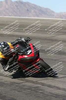 media/May-10-2025-Race Pace (Sat) [[db32fef2da]]/Vested/4-Bowl Set 2 (910am)/